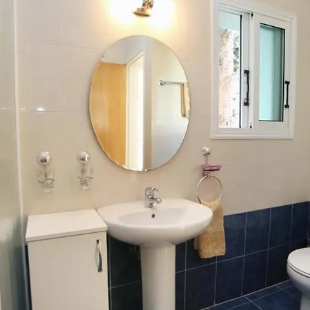 In Universal Villa Pafos