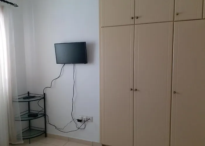 In Universal * Pafos